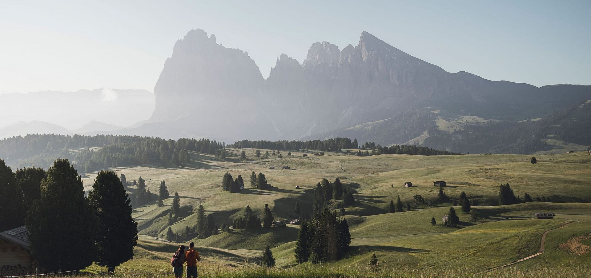 Naturparadies Seiseralm Urlaub Sommer Wanderferien Dolomiten Aktivsport (5) Naturparadies Seiseralm Urlaub Sommer Wanderferien Dolomiten Aktivsport (5)